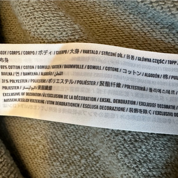 Abercrombie and Fitch Puffed Sleeve Sweatshirt EUC Size Small - Picture 5 of 6